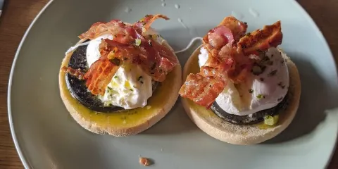 Pooky's Deli & Café