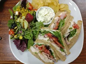 Gypsy Cream Cafe Shop