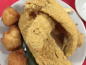 Fred's Fish House