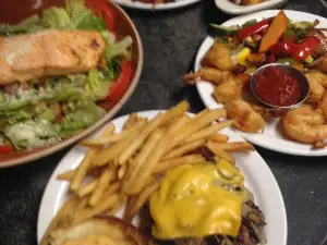 Great Lakes Grill