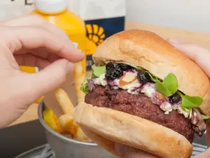 La Burger Bar