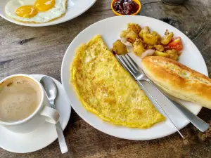 Cafe 17 French Bakery