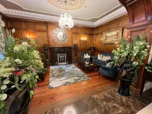 Monk's Lounge at Muckross Park Hotel