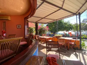 MALIZO Restaurant & Bar