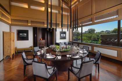 Cai Feng Lou Chinese Restaurant