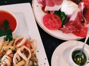 Flavio's Brick Oven Pizza & Bar Siesta Key