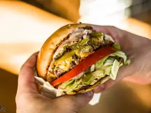 Der Daddy Beef Buns Burgers