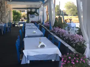 Stamatis Fish Tavern