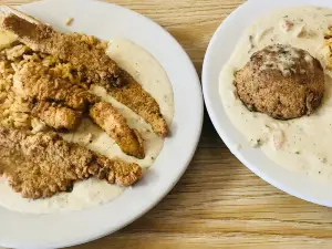 Two Sisters Creole Kitchen