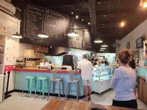 Wake N Bake Donuts - Carolina Beach