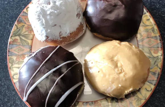 Rise 'n Roll Bakery