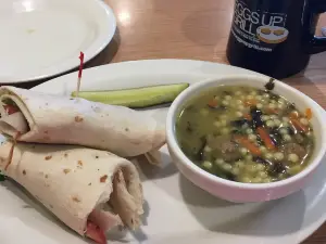 Eggs Up Grill