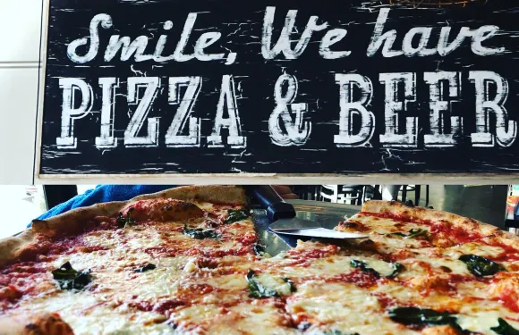 Long Bridge Pizza