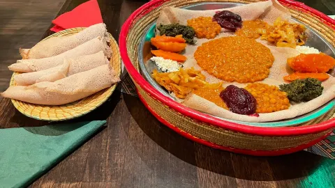 Roha Café & Restaurant in Bonn