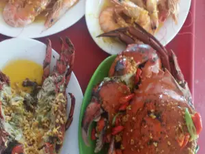 Yollys Ihaw-Ihaw and Seafood Restaurant