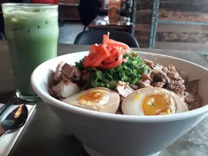 Mexipon Ramen & Curry