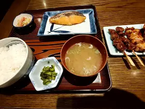 味と心づくし 冨士屋