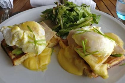 Crimson Bar & Grill, Cairo, Egypt.