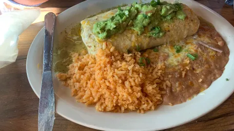 Mariscos El Pacifico Fallbrook in 佛布魯克