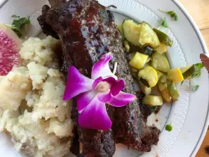 Sadie's Boathouse Restaurant