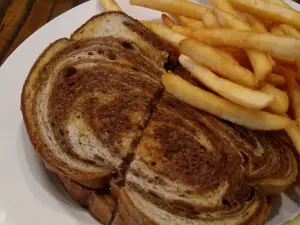 Cork Street Tavern
