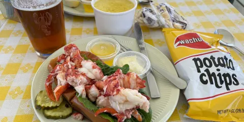 Geno's Chowder & Sandwich Shop