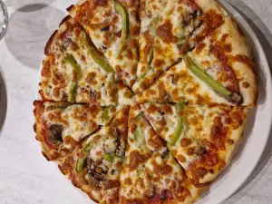 Carlito's Pizzaria