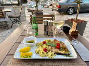 Tavern Bonaca