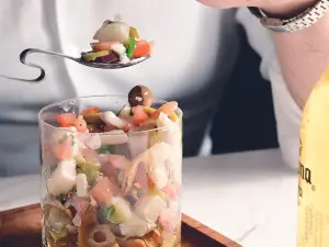 Le Bleu Dining & Jazz Bar