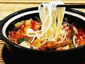 傣家妹子過橋米線(樺南店)