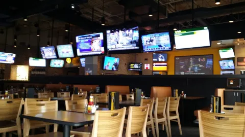 Buffalo Wild Wings in Cedar Rapids