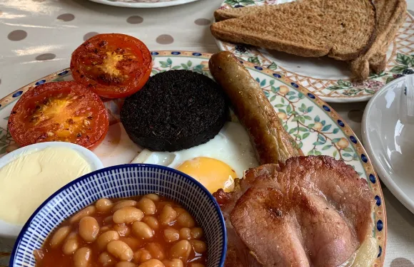 Drumnadrochit TeaRoom, Village Store & Post Office