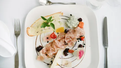 Lighthouse45 Restaurant at Rawley Resort in Simcoe County