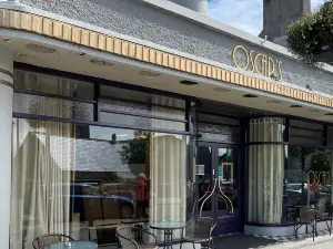 Oscars Cafe Bar & Restaurant