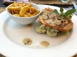 Le Panorama Rooftop Restaurant