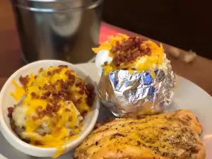Logan's Roadhouse