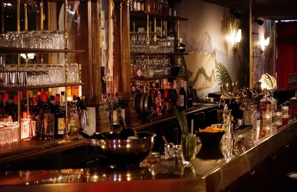 Isadora Cocktail Bar