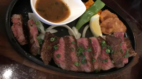 Uraniwa in 恩納村
