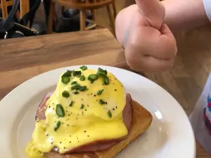 Eileen's Bakery & Cafe