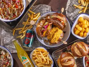 BURGER INN