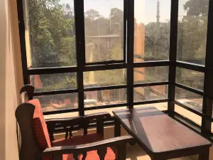 MINT FLOWER RESTAURANT