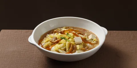 煙台百納瑞汀酒店(煙台站第一海水浴場店)·365餐吧