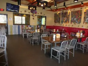 Mellow Mushroom at the Island in Pigeon Forge