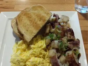 Fandee's Restaurant Sebastopol