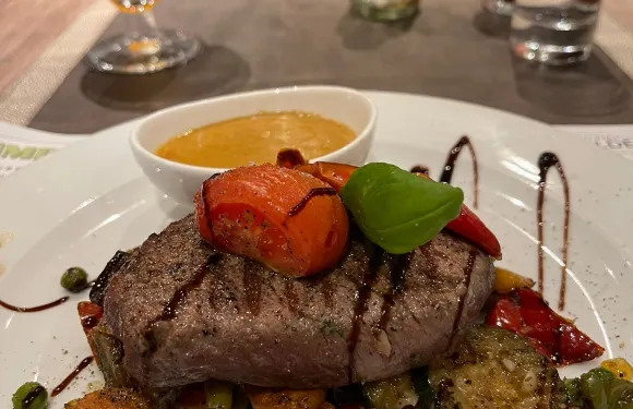 Gino's Grillhuis
