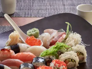 UMI Japanese & Sushi Bar Restaurant