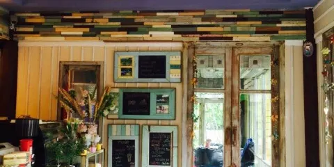 Ton Khanom Wan Saphan Coffee