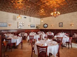 Manhattan Steakhouse