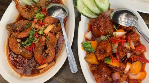Lepau Restaurant in 쿠칭
