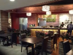 Scattola Lounge